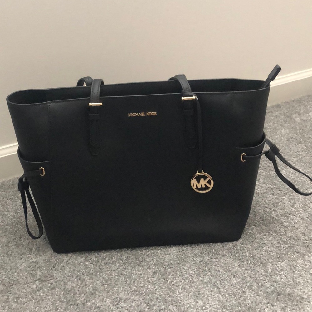 Michael Kors Gilly Tote